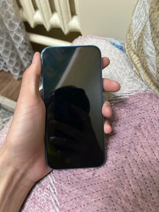 iPhone 13 с гарантией