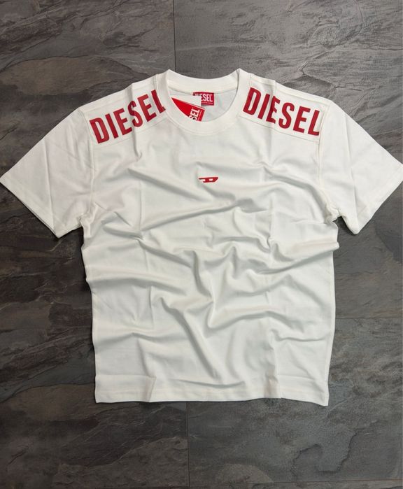 Тениски Висок Клас Hugo Boss Armani Exchange Diesel