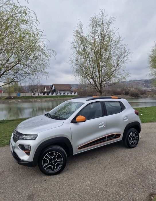 Dacia Spring electrică unic proprietar revizii reprezentanta