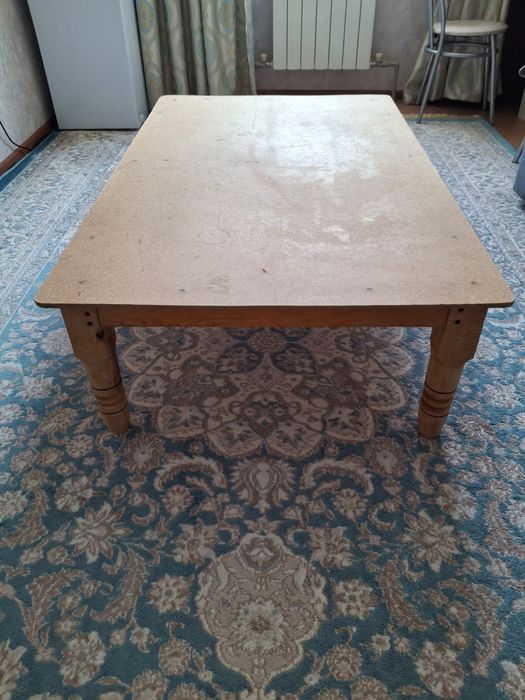 Стол качественный за 15000