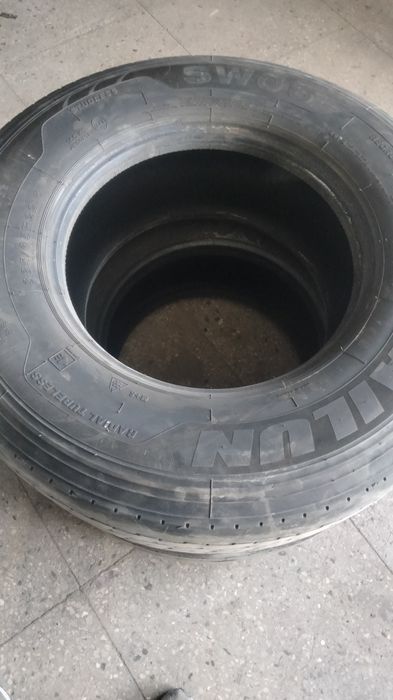 Продам резину грузовую