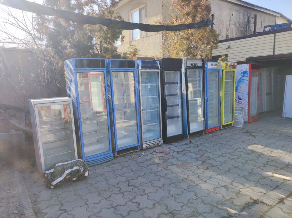 Холодильники стеклянные