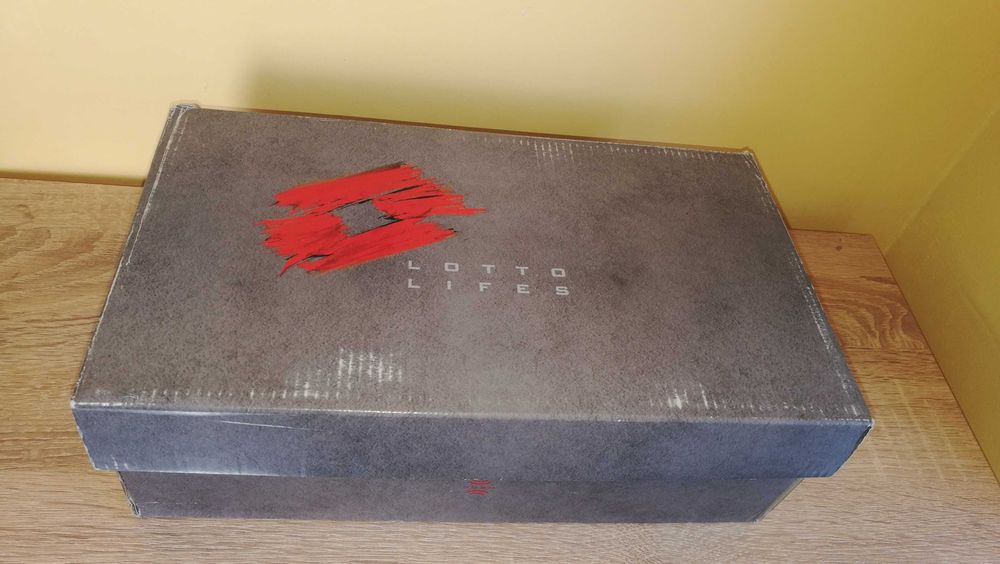 Оригинални Маратонки Lotto Мъжки 42