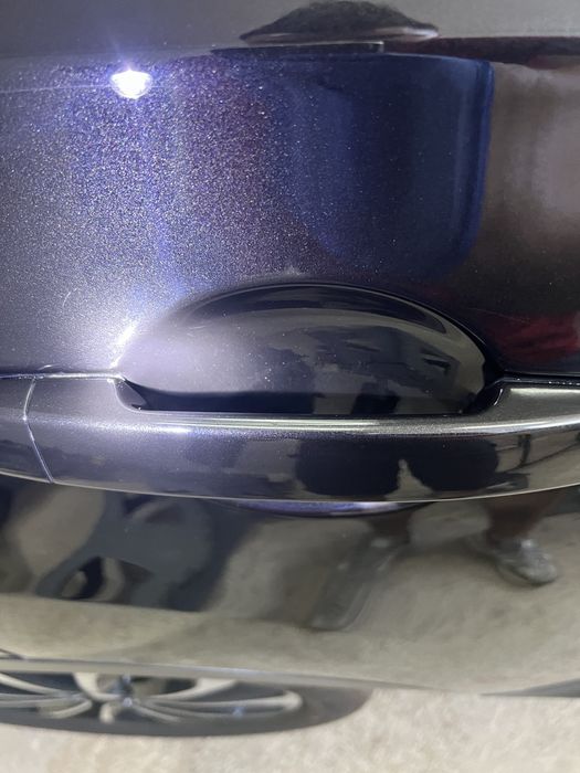 Ofer servicii de polish profesional auto