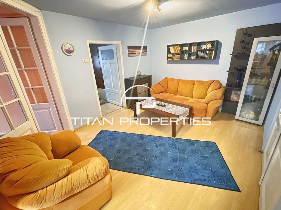 Дава се под наем Четиристаен апартамент в Варна, Гръцка махала - 120 кв.м за 500 € - Снимка #12