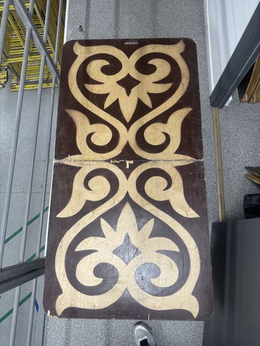 Квадратные казахские столы