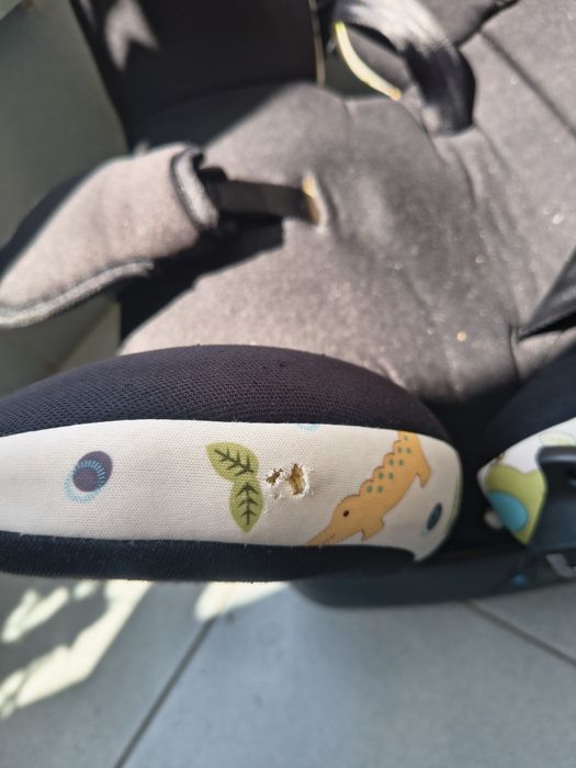 Продавам столче за кола Chipolino