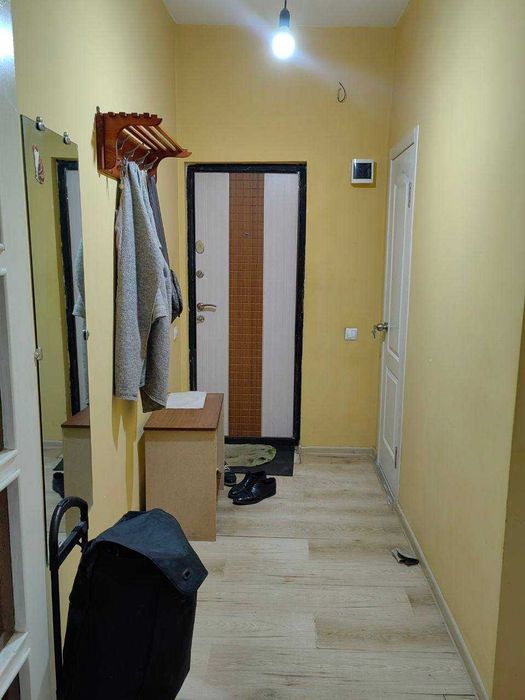 СРОЧНО !! Продаётся квартира в Яшнабаде 1/3/5 ( 40 кв/м ) Авиасозлар 2