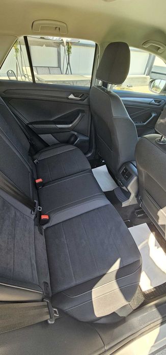 VW T-ROC 1.5 TSI DSG | 2022 | 38 900 км | КАТО НОВ