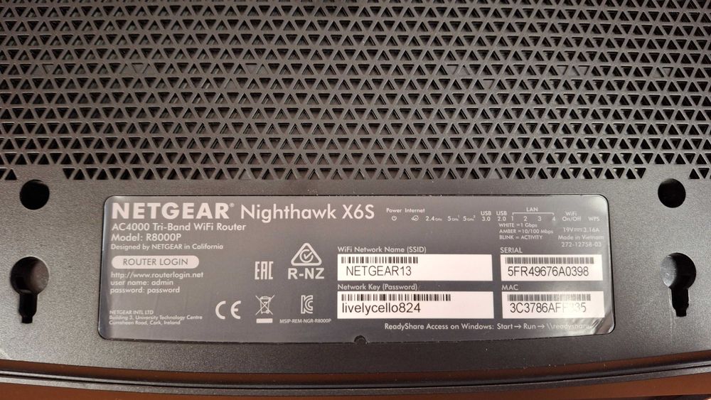 Продавам рутер Netgear R8000P