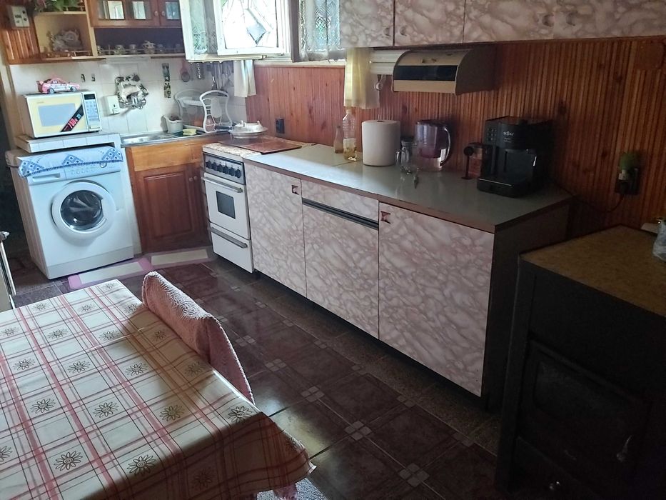 Продава се Къща в с. Ресен, Област Велико Търново - 138 кв.м за 689 €/кв.м - Снимка #3