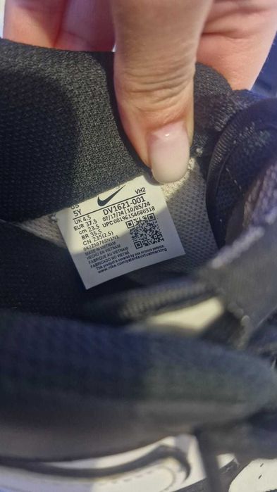 Adidasi NIKE, piele,stare f buna,marimea 37.5