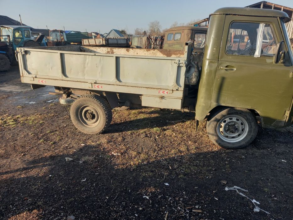 Продам бортовой Уаз -3303
