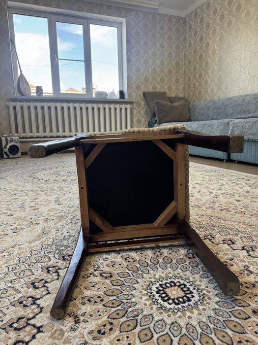 Продам 18 стульев