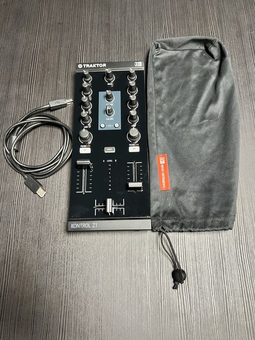 Traktor Z1mk2 mixer 2 canale