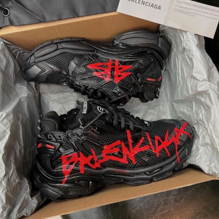 Balenciaga Runner Graffiti "Black/Red" | РАЗМЕРИ: 35 до 46
