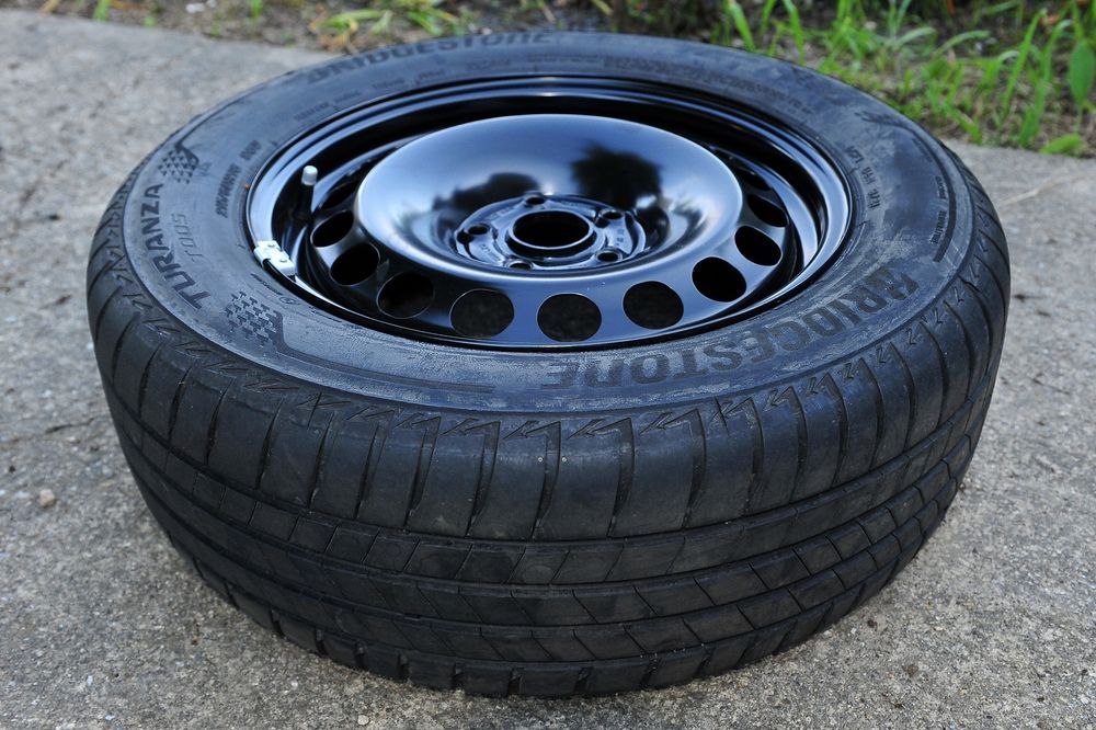 Rezerva 5x112 Vw Passat B8 -anvelopa 215 60 16  Bridgestone