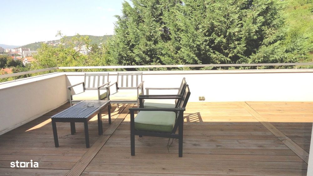 Apartament spatios, modern la etajul unei vile , Grigorescu