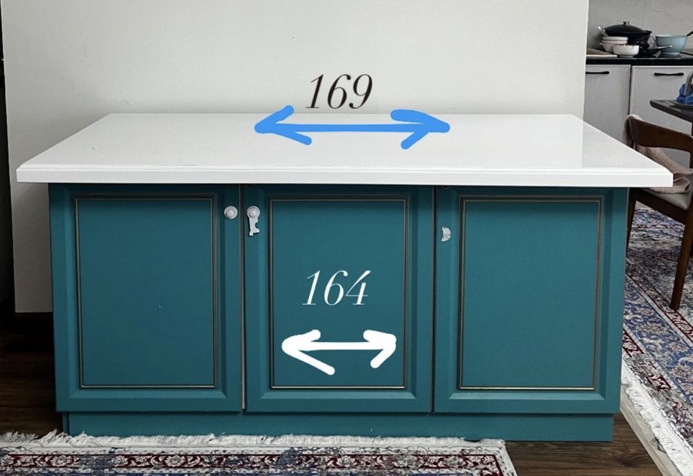 Продам витрину цветочный, остров