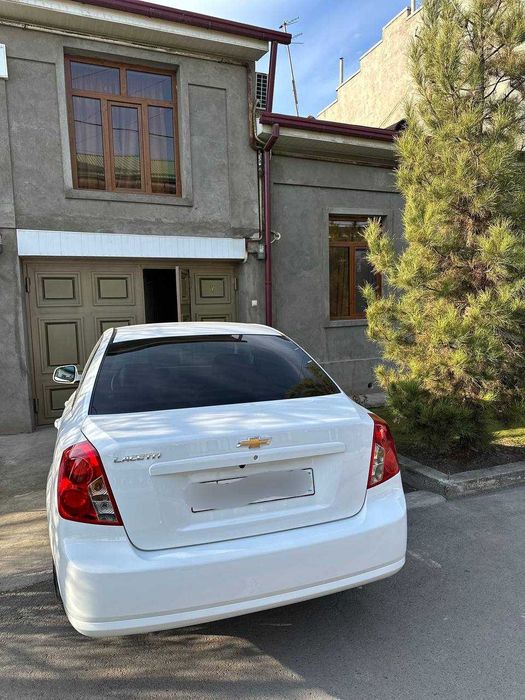 Lacetti elegant plus gentra sotiladi 2023 yil (17000km)