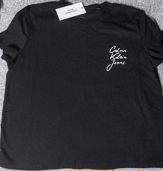 Нова дамска тениска Calvin Klein