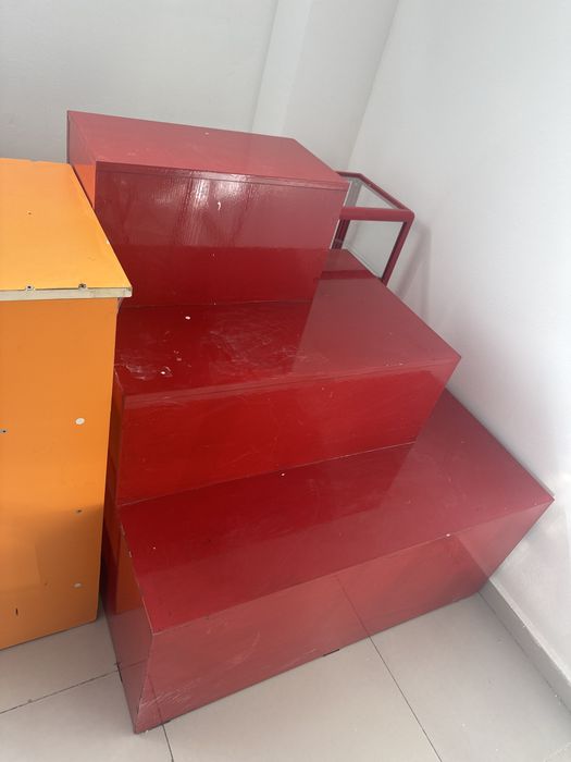 стелаж  для продажи