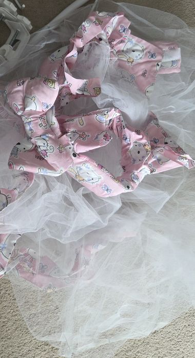 Baldachin pentru pătuț