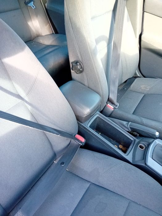 Продавам VOLVO S40 1.6 2006г.Може да не се прехвърля волво  с40