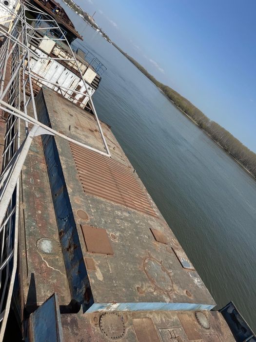 Ponton de acostare /Construcție plutitoare