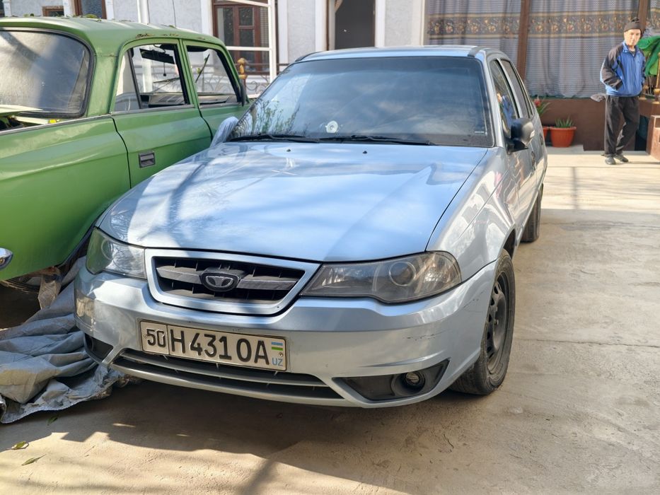 Nexia 2 yaxshi holatda