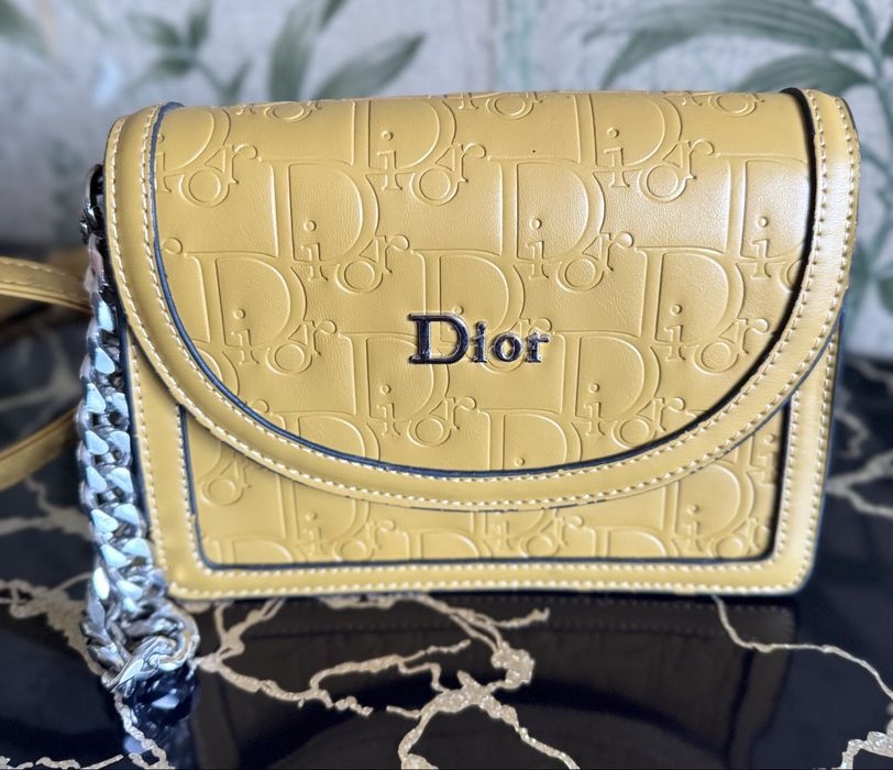 Продам сумки и рюкзаки новые