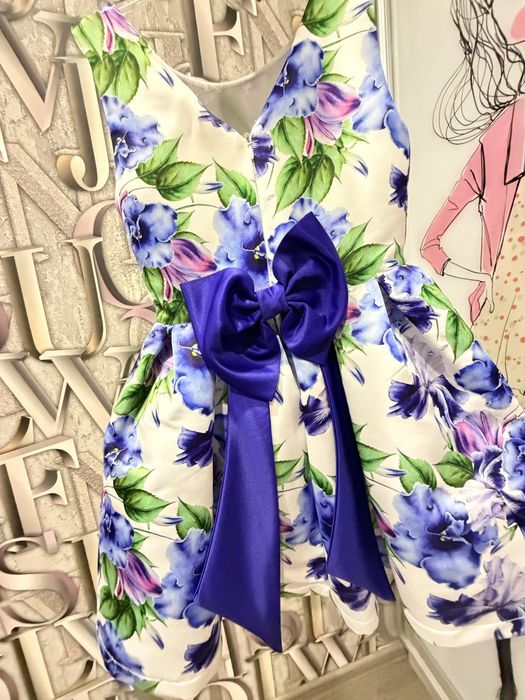 Нарядное платье