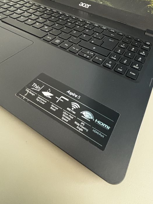 Acer •Amd Ryzen 5 •16Gb • 512• Taste luminate• Stare excelenta