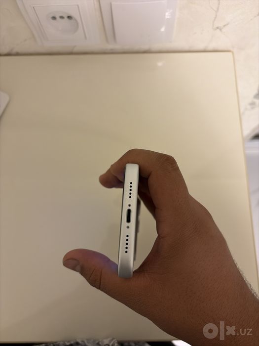 Iphone 14 pro (17 pro korpus taqilgan)