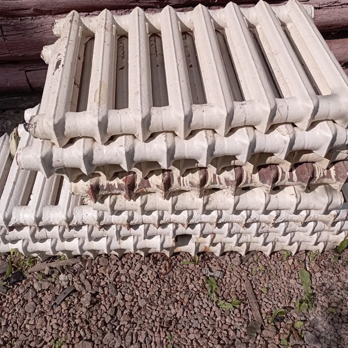 Продам Батареи Состояние отличное