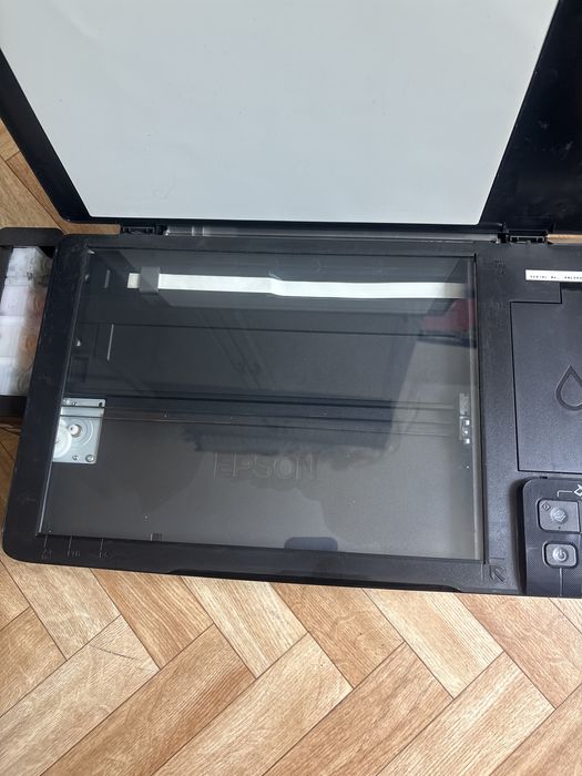 Продам цветной принтер Epson