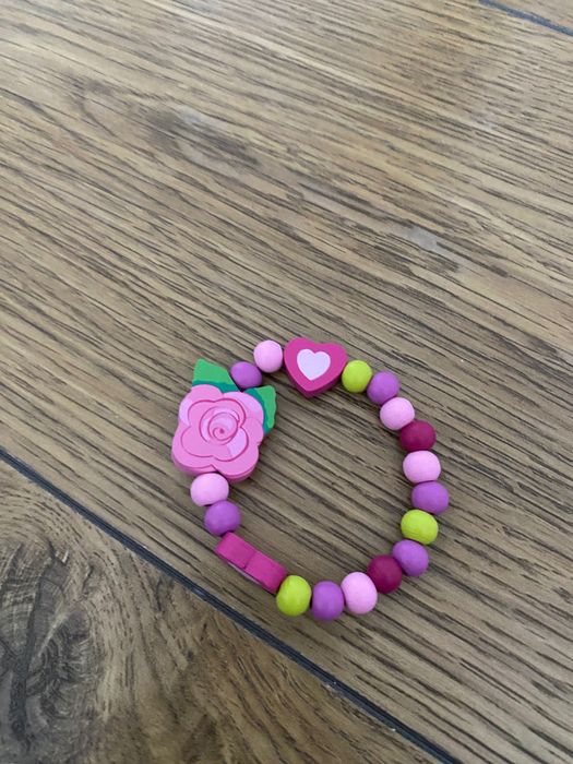 Детски куфар с бижута и други аксесоари