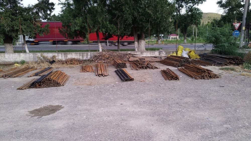Metal sotiladi.Zavod narxida.Turli xil turdagi buyumlar yasab beramiz