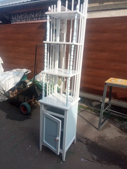 Продам.стильную.этажерку.