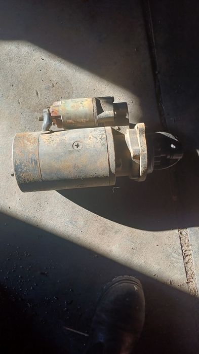 Продам стартер на погрузчик 2 куб