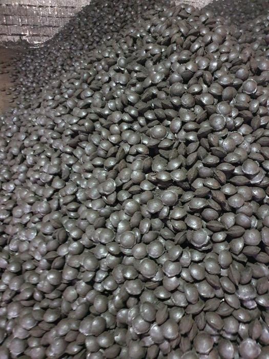 Brichete tip ou /Cocs +Lignit // 900 lei tona/