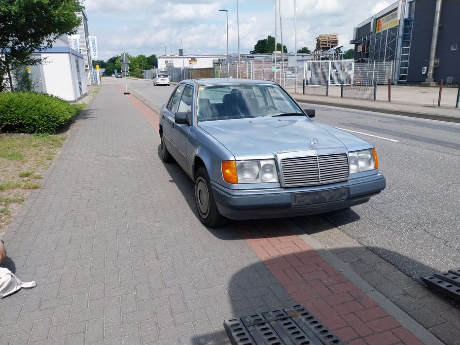 Mercedes e 200 model 124