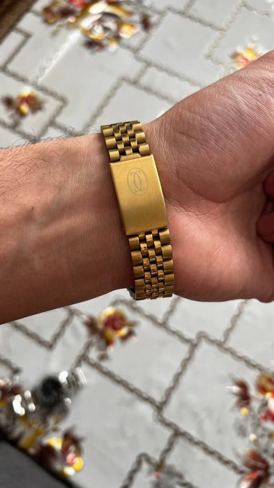 Наручные часы Phantom и Cartier
