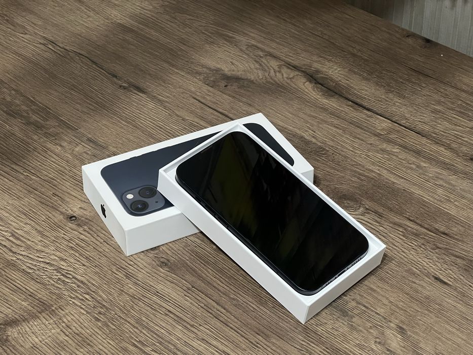 Iphone 13 256гб Midnight blue