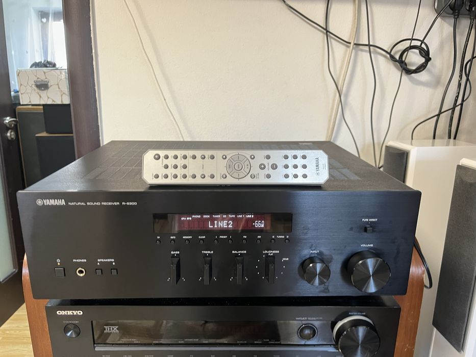 Aplituner Yamaha R-S300 4 stereo si iesire subwoofer