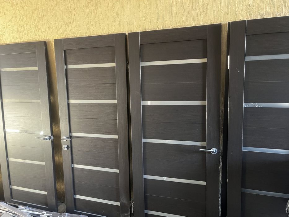 межкомнатные двери продам