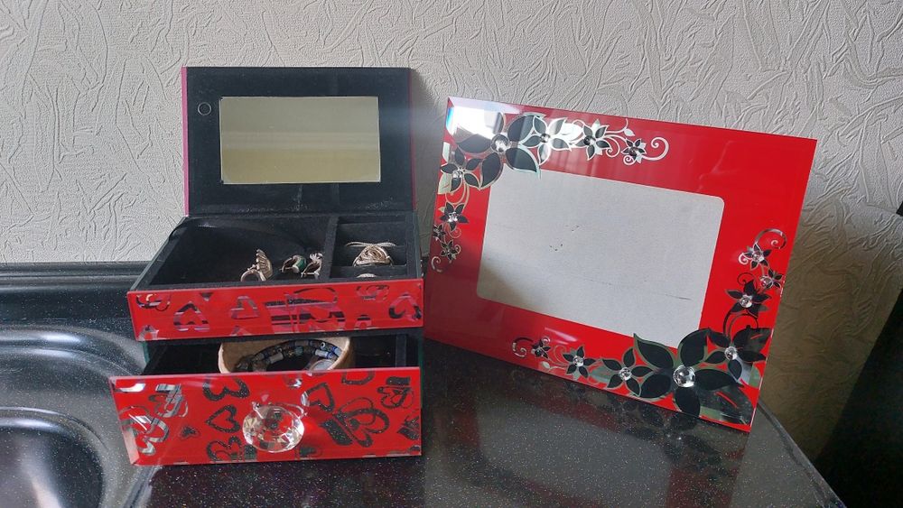 Шкатулка для украшений