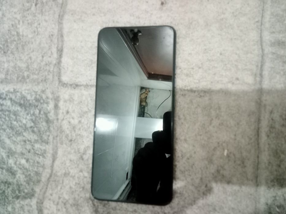 Продам телефон техно спарк