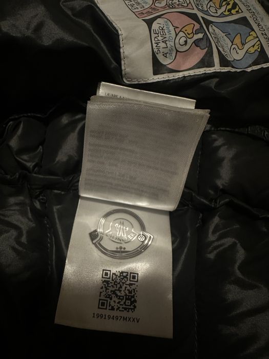 Moncler яке размер S/M тъмносиньо