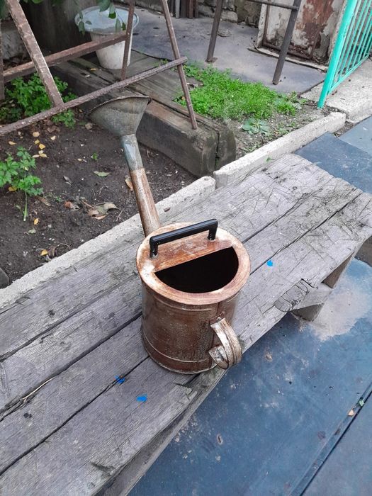 Лейка для полива,баки оцинкованные